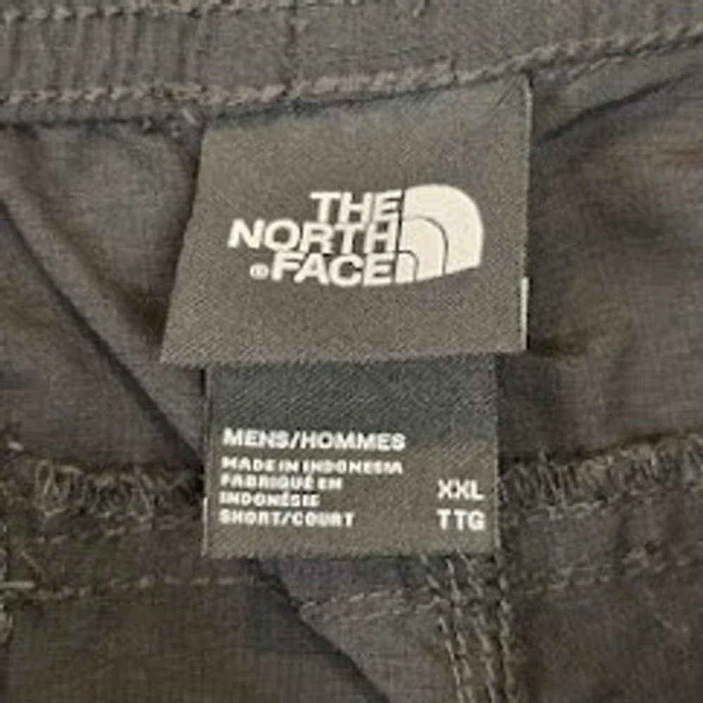 The North Face Mens XXL Adventure 7